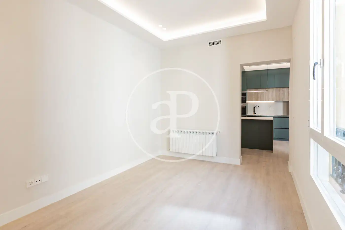Flat for sale in Calle del Conde de Romanones, Embajadores - Lavapiés