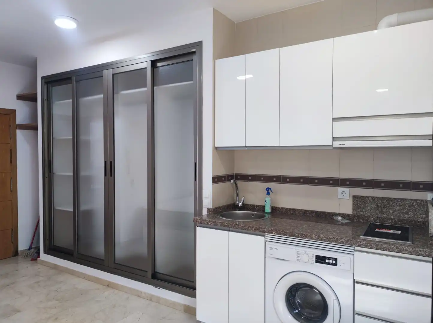 Kitchen of Study for rent in Málaga  with Furnished, Washing machine and Microwave