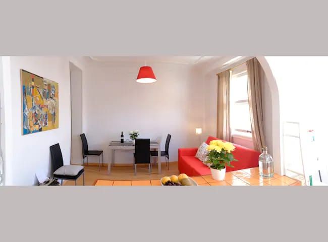 Living room of Flat to rent in  Valencia Capital  with Air Conditioner, Furnished and Balcony
