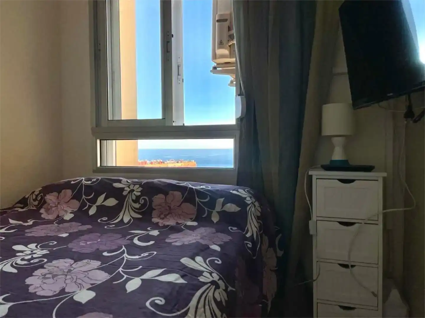 Schlafzimmer von Wohnungen zur Miete in Torrox mit Klimaanlage, Privatgarten und Schwimmbad