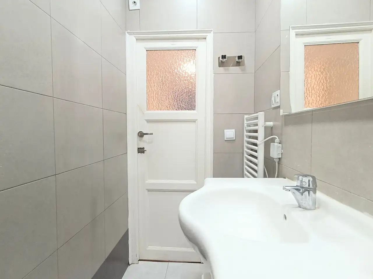 Badezimmer von Wohnung zur Miete in Madrid