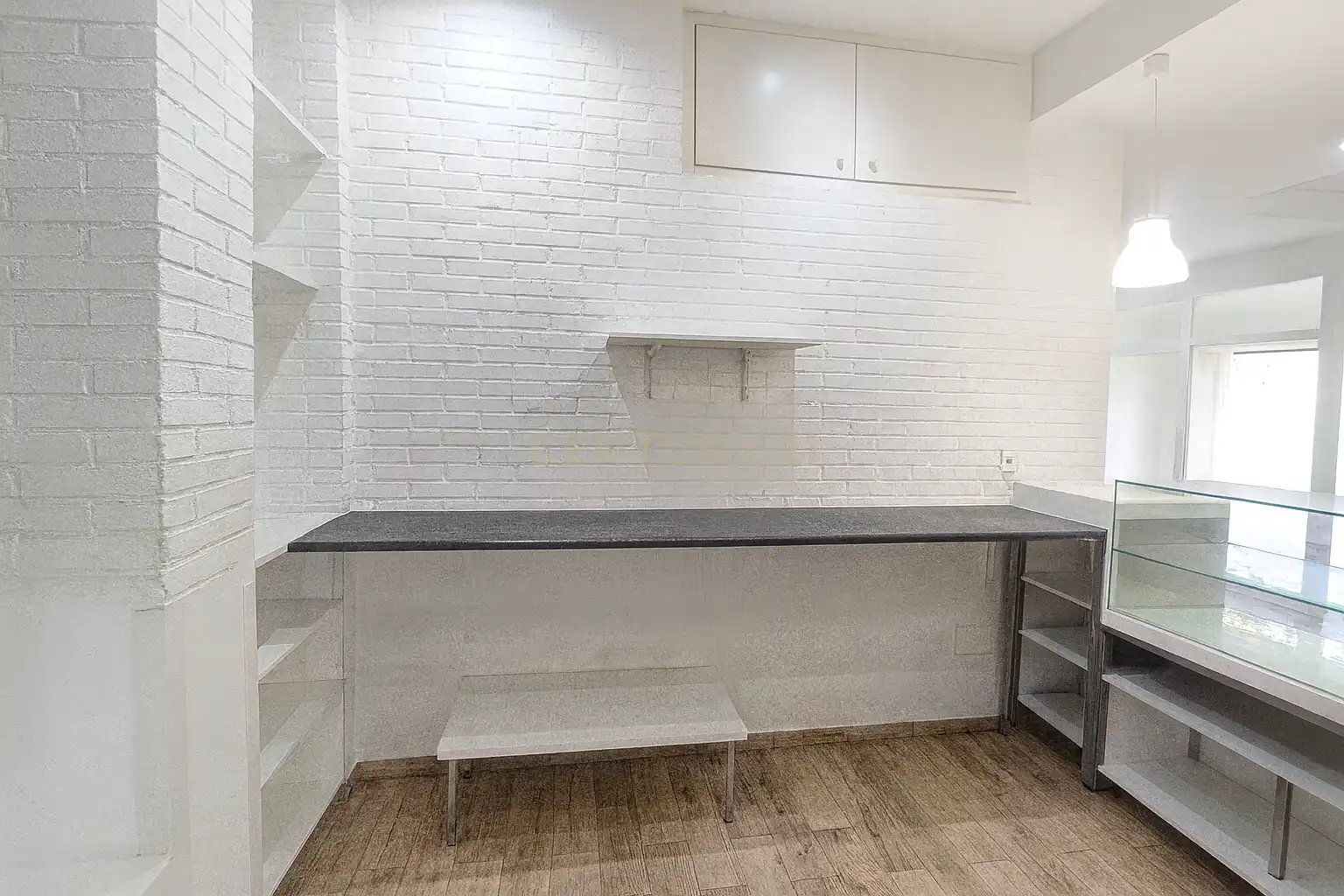 Cocina de Local en venta en Cáceres con Aire acondicionado