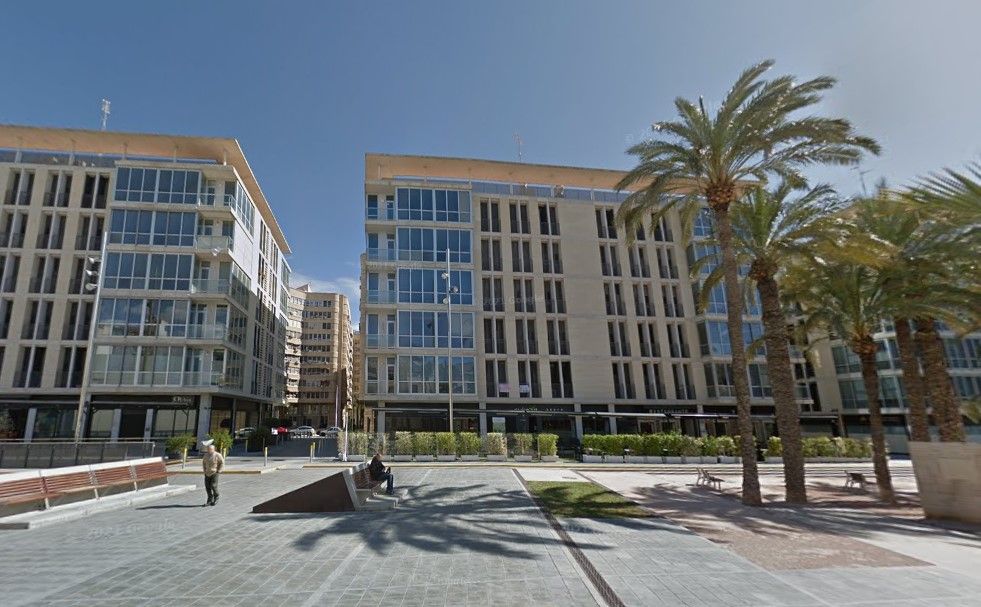 Vista exterior de Pis en venda en Elche / Elx