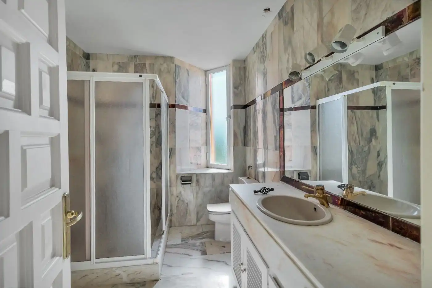 Villa con piscina in vendita a Urbanización Atalaya del Golf, imagen 61