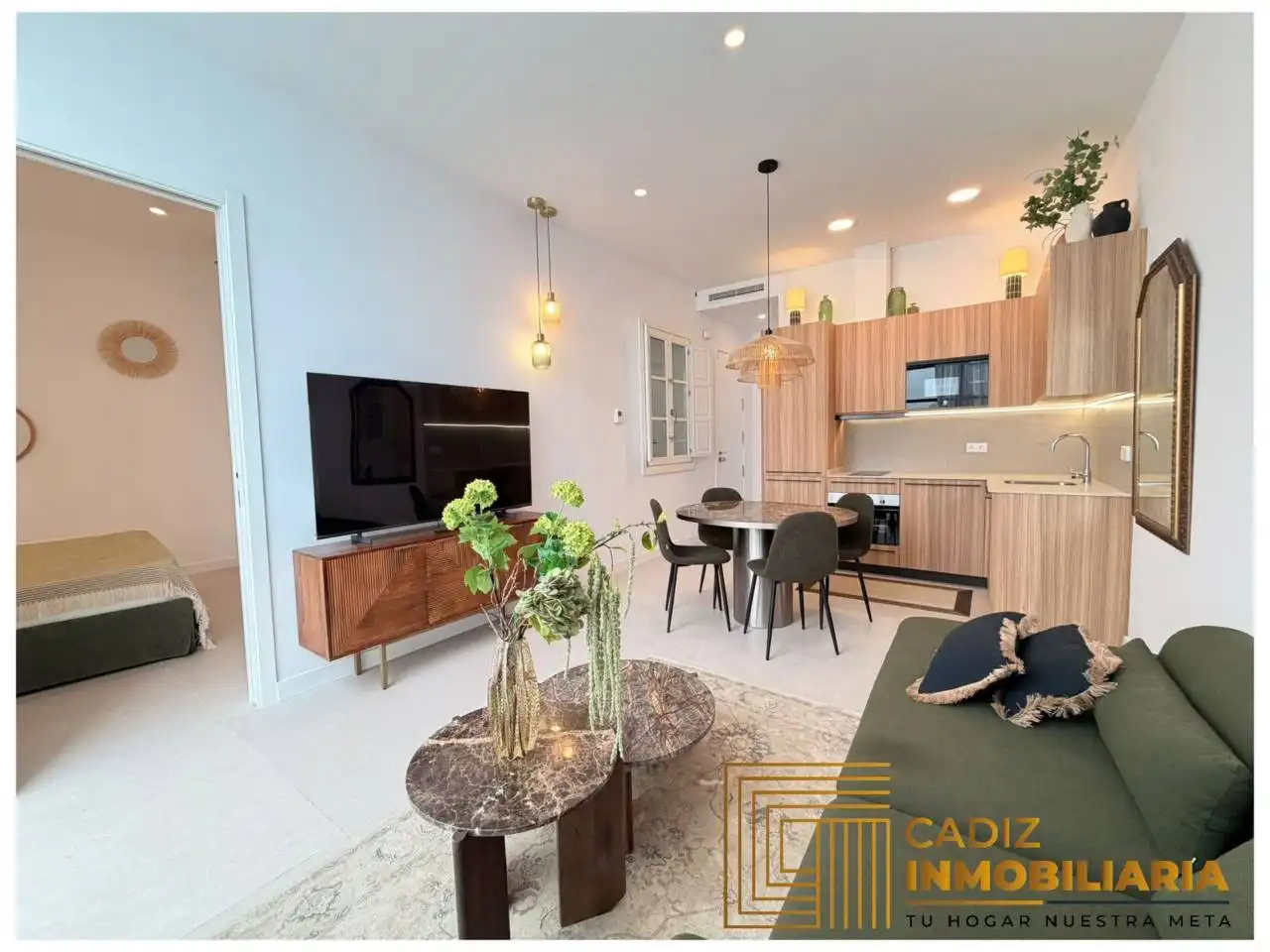 Living room of Flat for sale in Cádiz  with Air Conditioner and Furnished