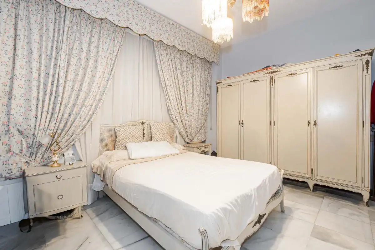 Bedroom of Houses for sale in Valencina de la Concepción  with Heating, Private garden and Swimming Pool
