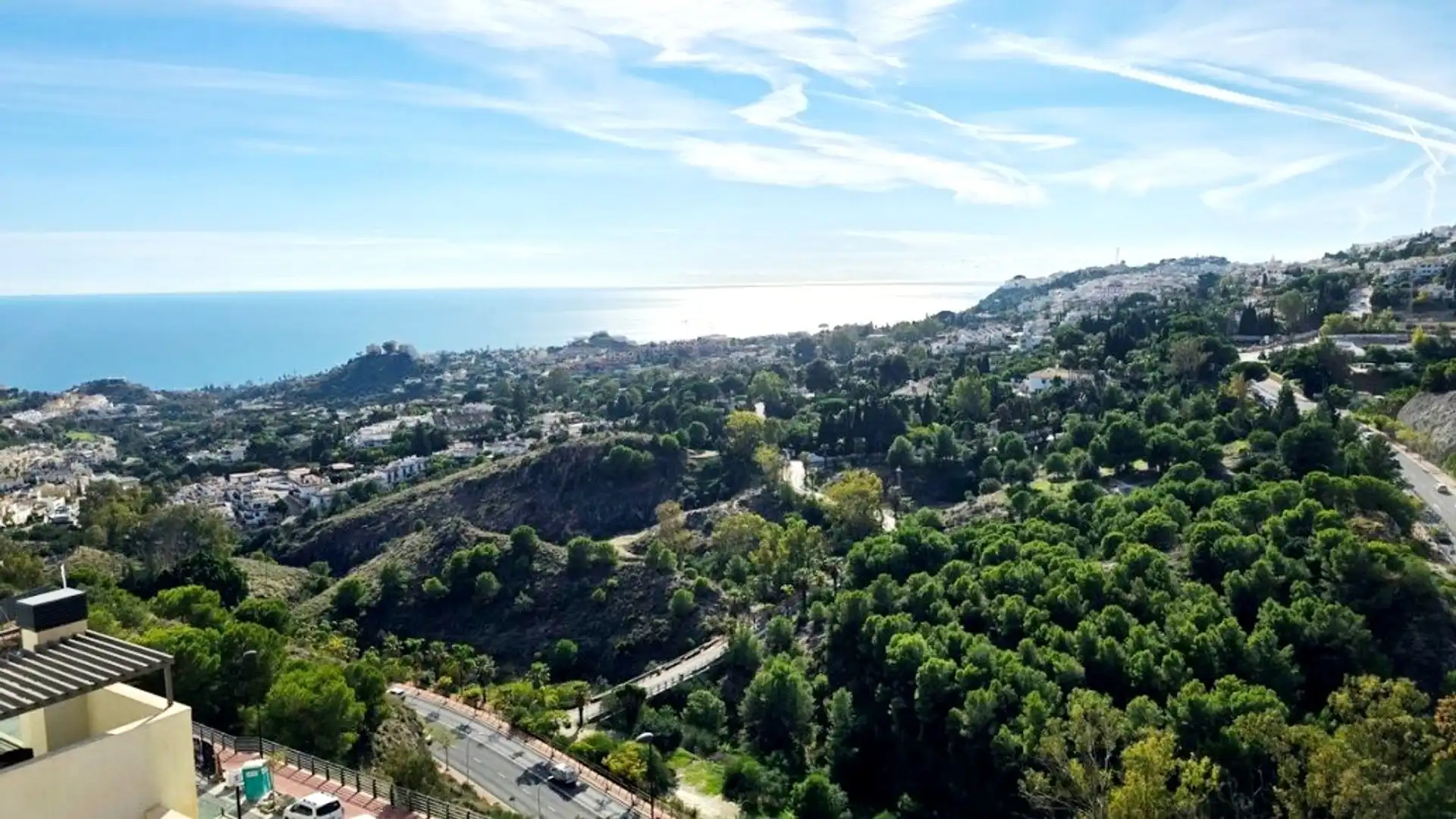 Vista exterior de Ático en venta en Benalmádena con Aire acondicionado, Calefacción y Terraza