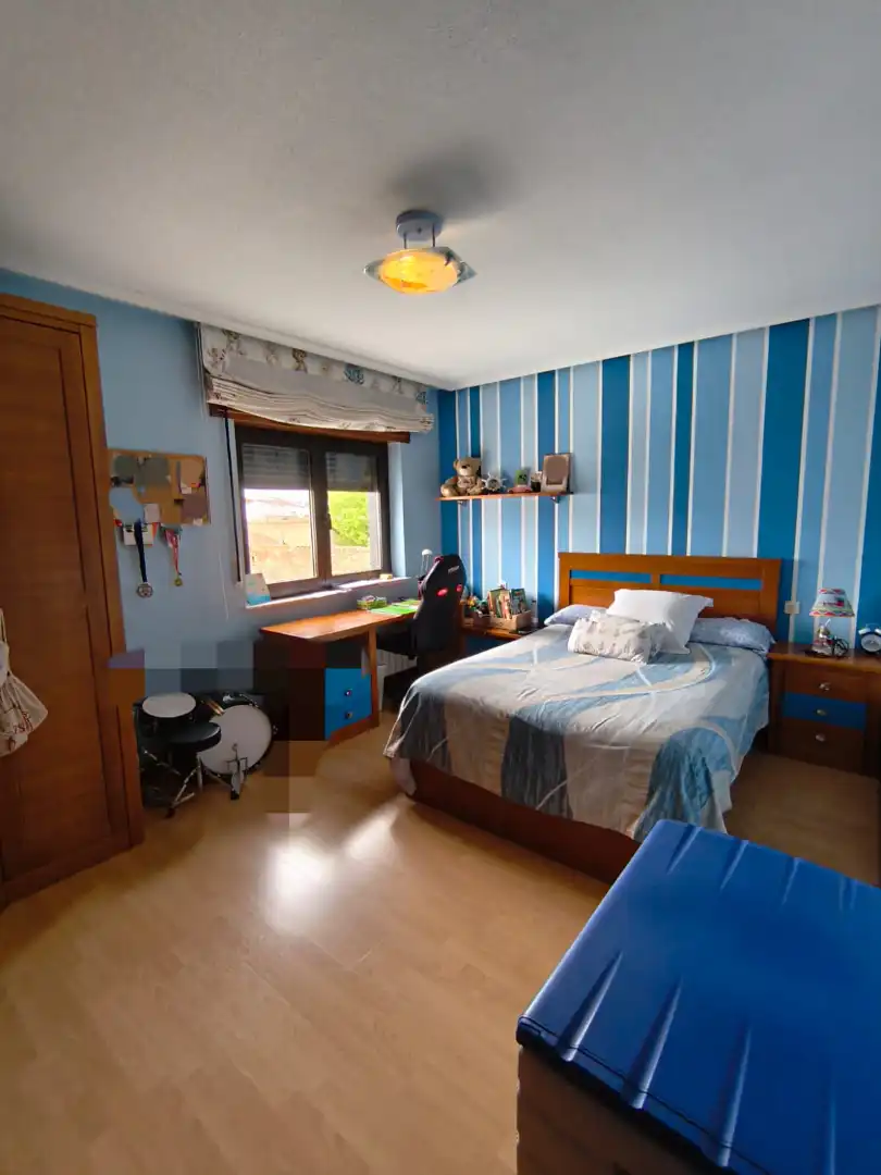 Dormitori de Casa o xalet en venda en Navales