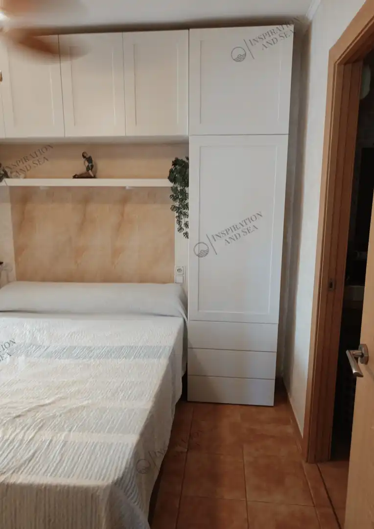 Habitación de Piso de alquiler en Santa Eulària des Riu con Aire acondicionado, Terraza y Amueblado