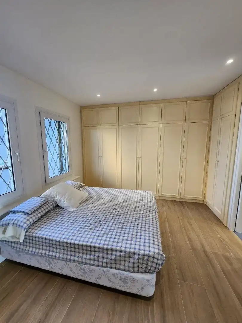 Schlafzimmer von Wohnung zur Miete in Sitges mit Klimaanlage, Privatgarten und Terrasse