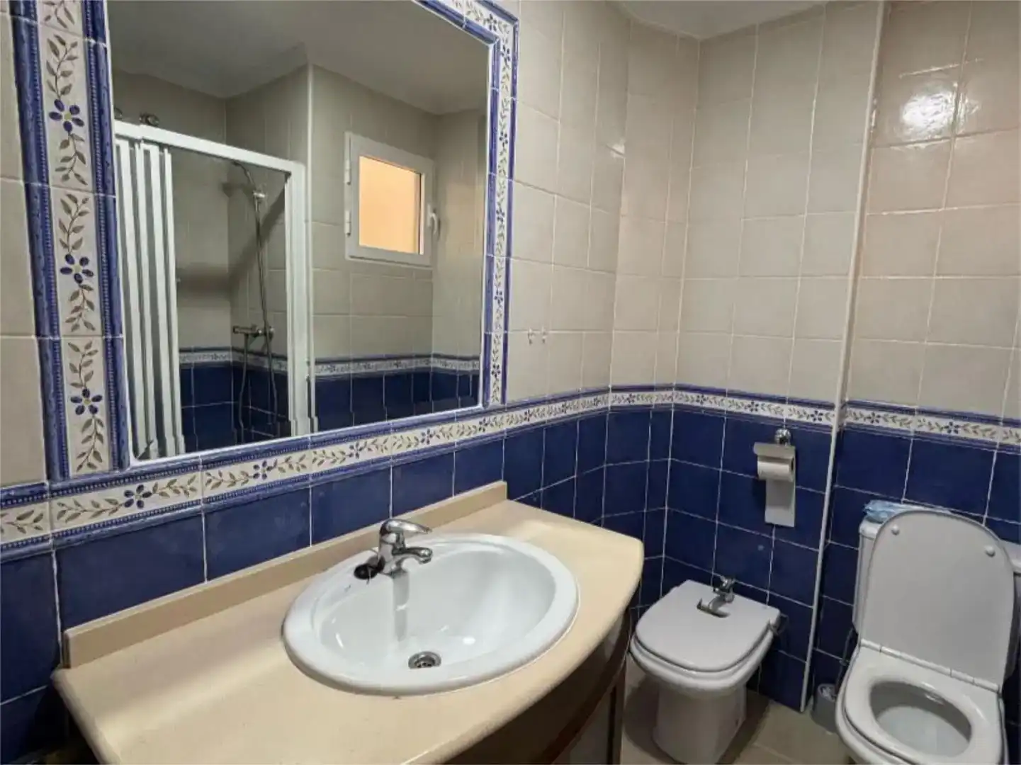 Baño de Piso en venta en Santa Pola con Aire acondicionado