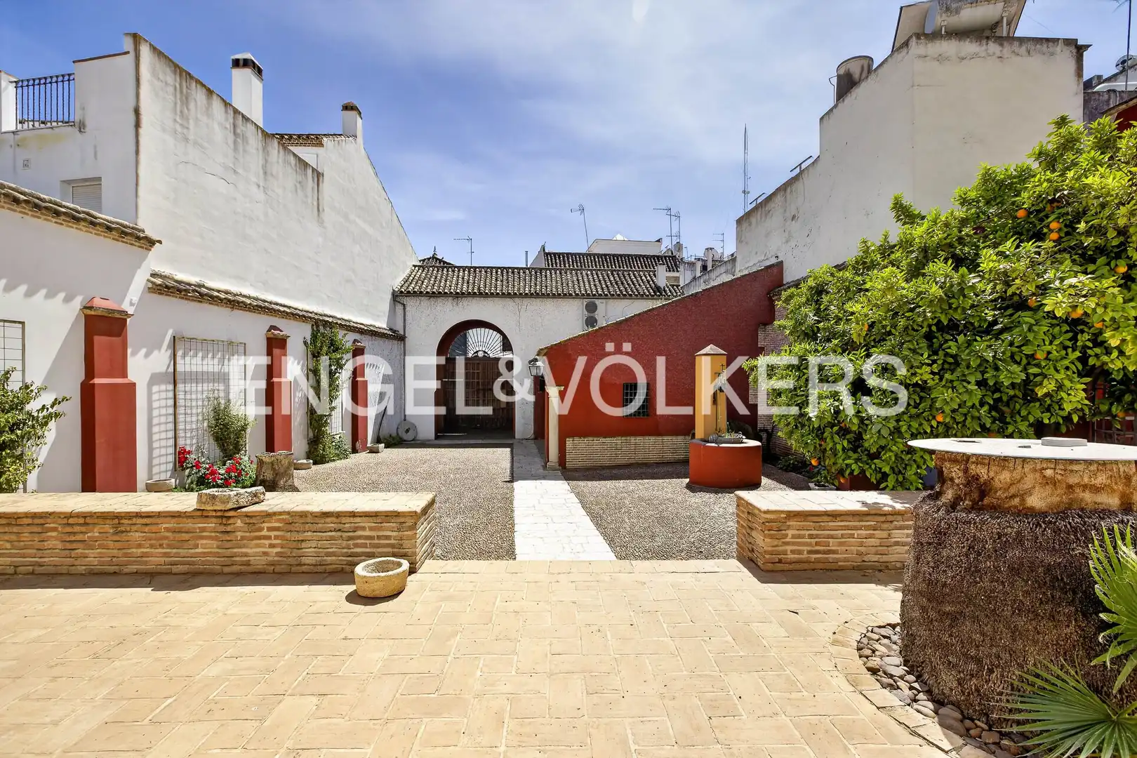 Vista exterior de Casa o chalet en venta en Écija con Aire acondicionado, Calefacción y Jardín privado