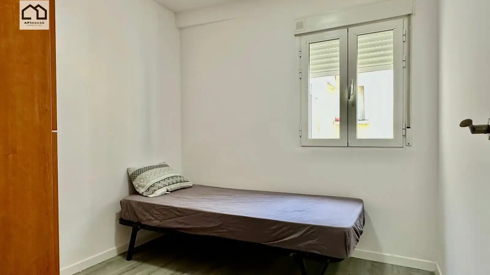 Schlafzimmer von Wohnung zur Miete in Santa Olalla mit Klimaanlage und Heizung