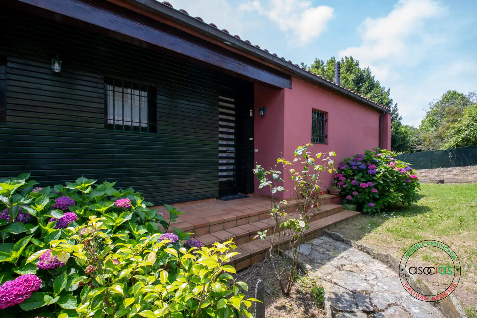 Jardín de Casa o chalet en venta en Colunga con Calefacción, Jardín privado y Terraza