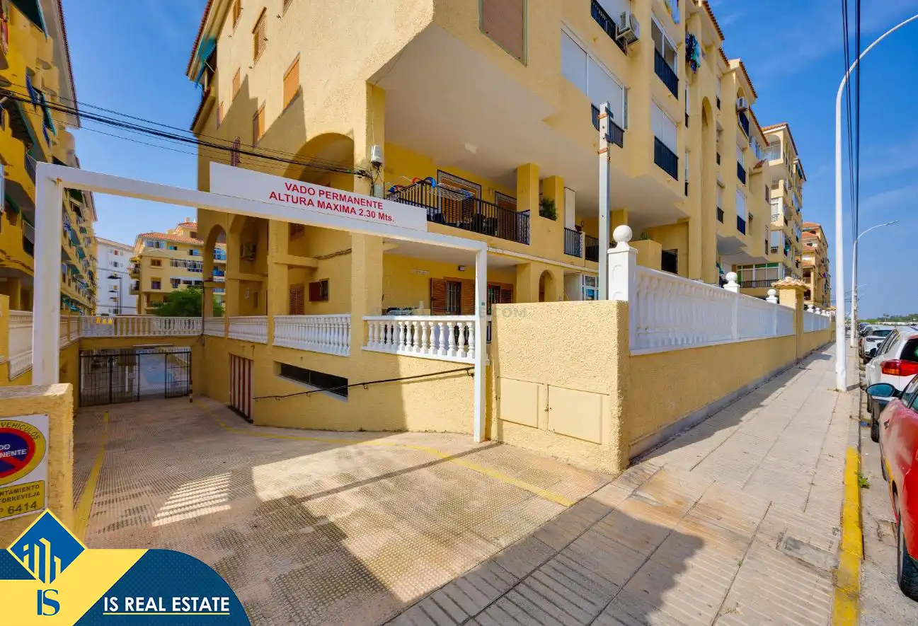 Exterior view of Apartments for sale in Torrevieja  with Heating, Terrace and Furnished