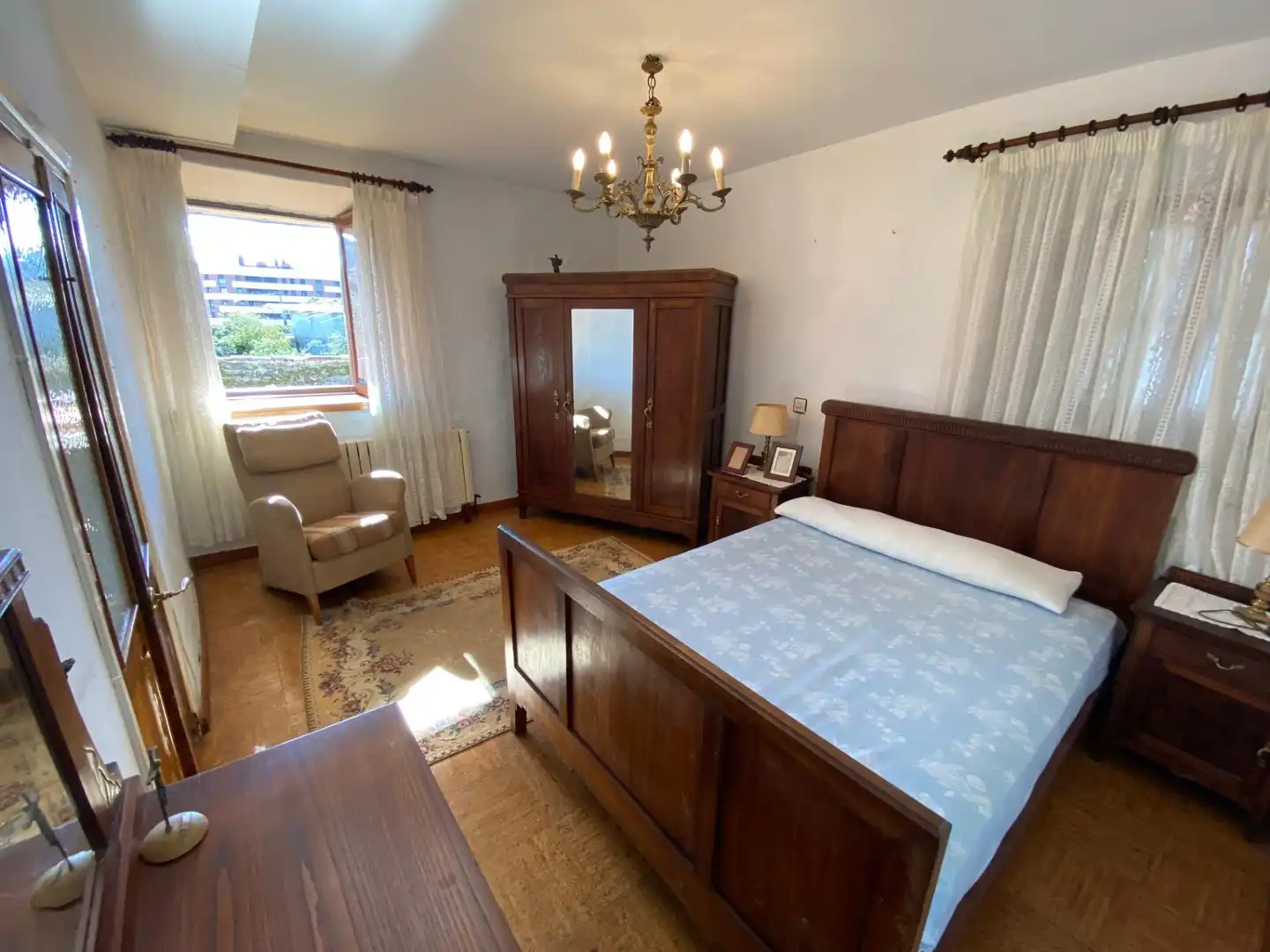 Habitación de Casa adosada en venta en Villaviciosa con Trastero y Balcón