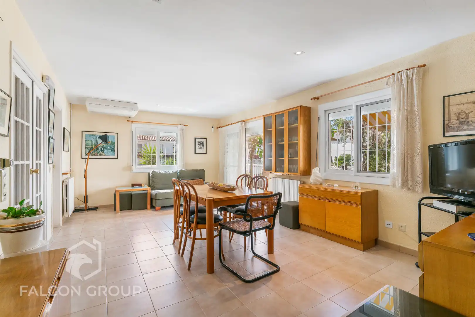 Vista exterior de Casa o chalet en venta en Cunit con Aire acondicionado, Calefacción y Jardín privado