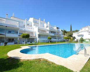 Vista exterior de Apartament de lloguer en Marbella amb Aire condicionat, Terrassa i Piscina