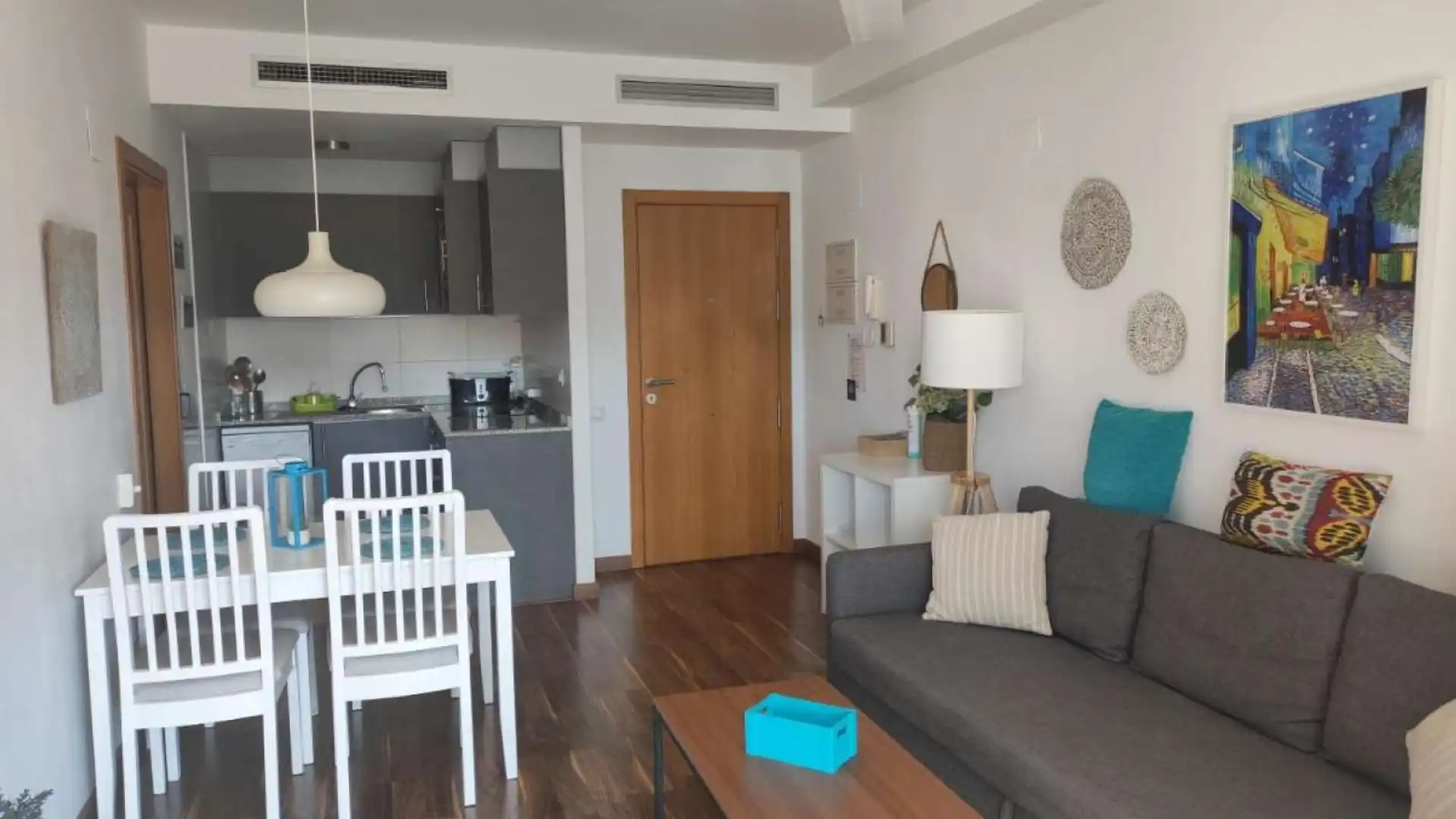 Sala d'estar de Apartament per a compartir en Oliva amb Aire condicionat, Terrassa i Moblat