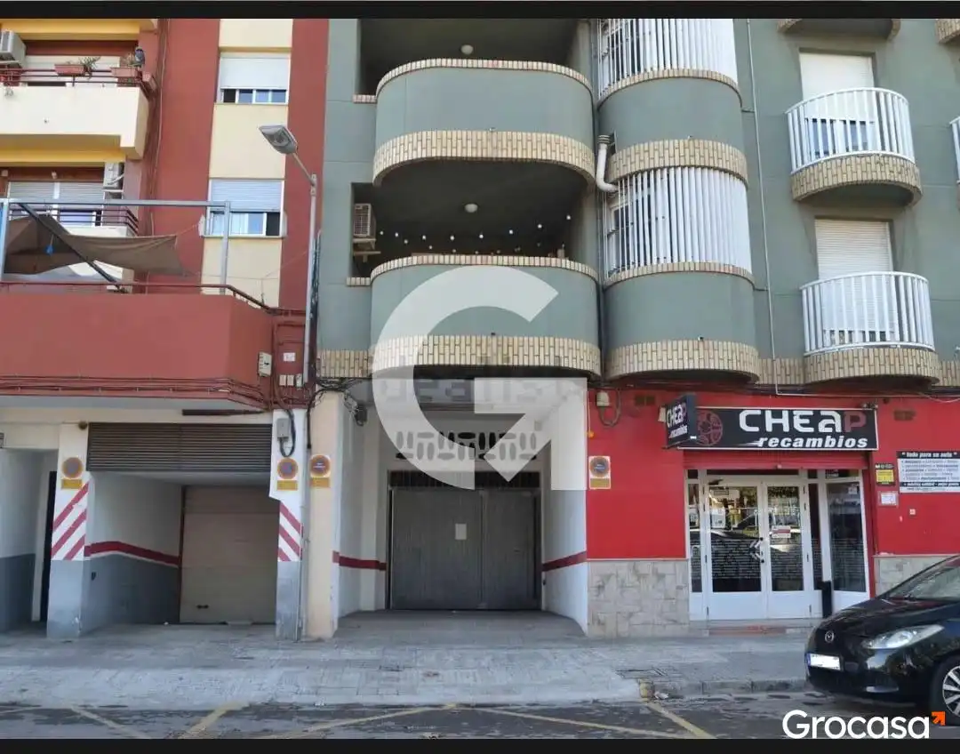 Vista exterior de Garaje en venta en Sagunto / Sagunt