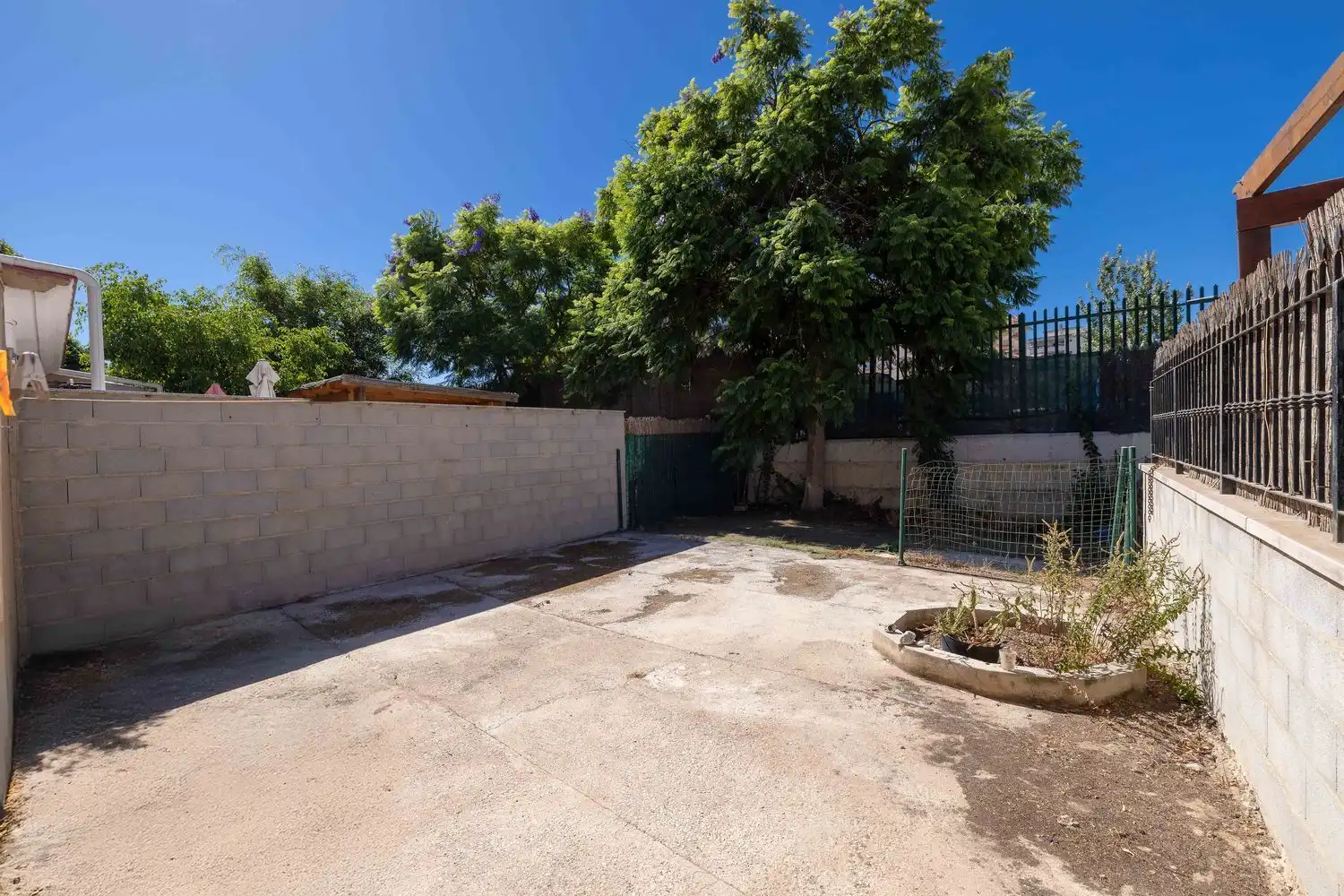 Jardí de Casa adosada en venda en Fuengirola amb Aire condicionat, Terrassa i Traster