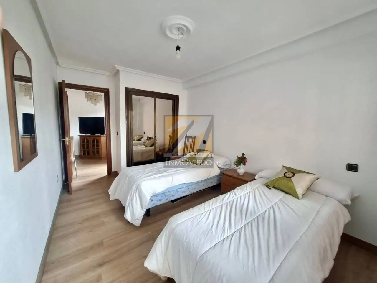 Bedroom of Flat for sale in Oviedo   with Heating, Terrace and Storage room