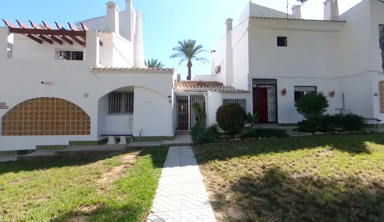 Terraced house for sale in Orihuela Costa, imagen 2
