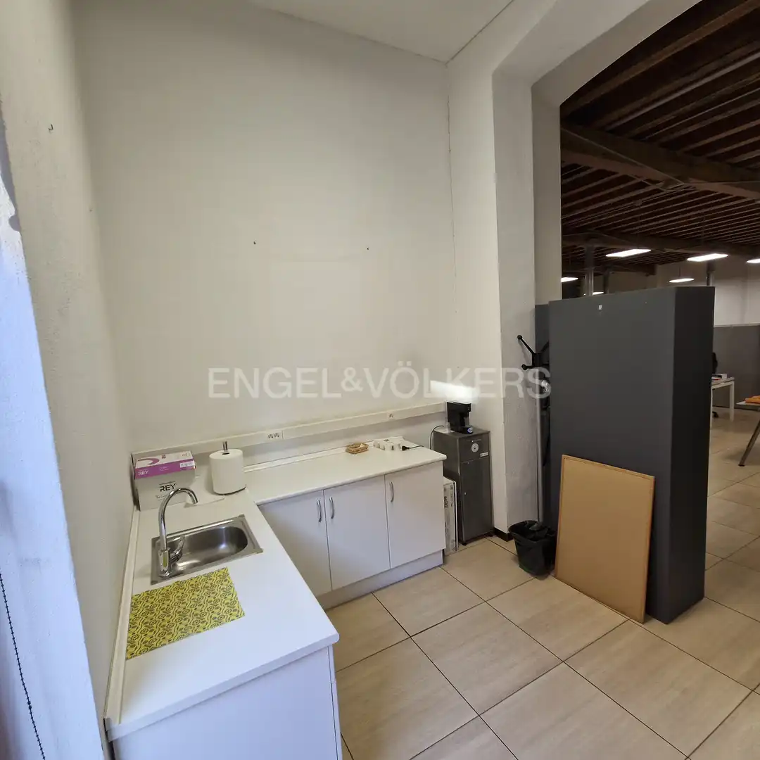 Office space with lift for sale in Santa Coloma de Cervelló, imagen 10