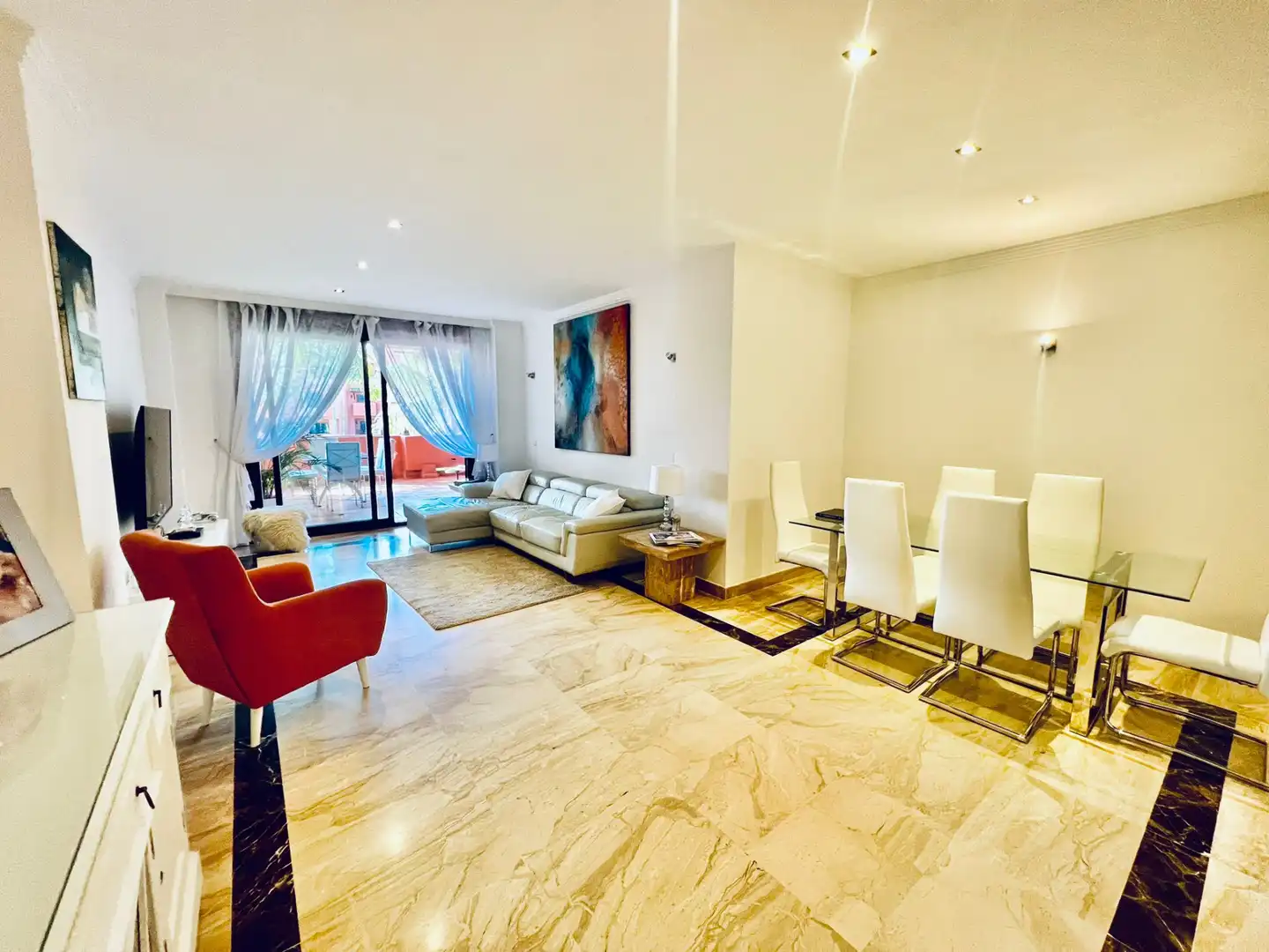 Apartament amb piscina en venda a Marbella Centro, imagen 2