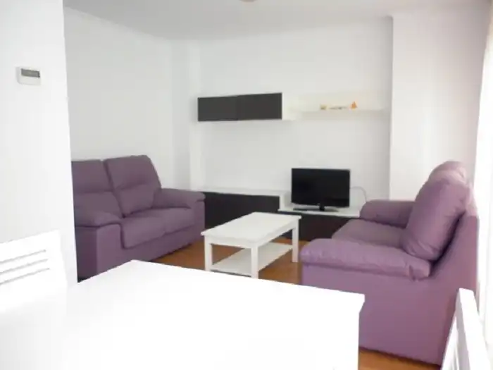 Sala d'estar de Pis de lloguer en Ferrol amb Calefacció, Parquet i Traster