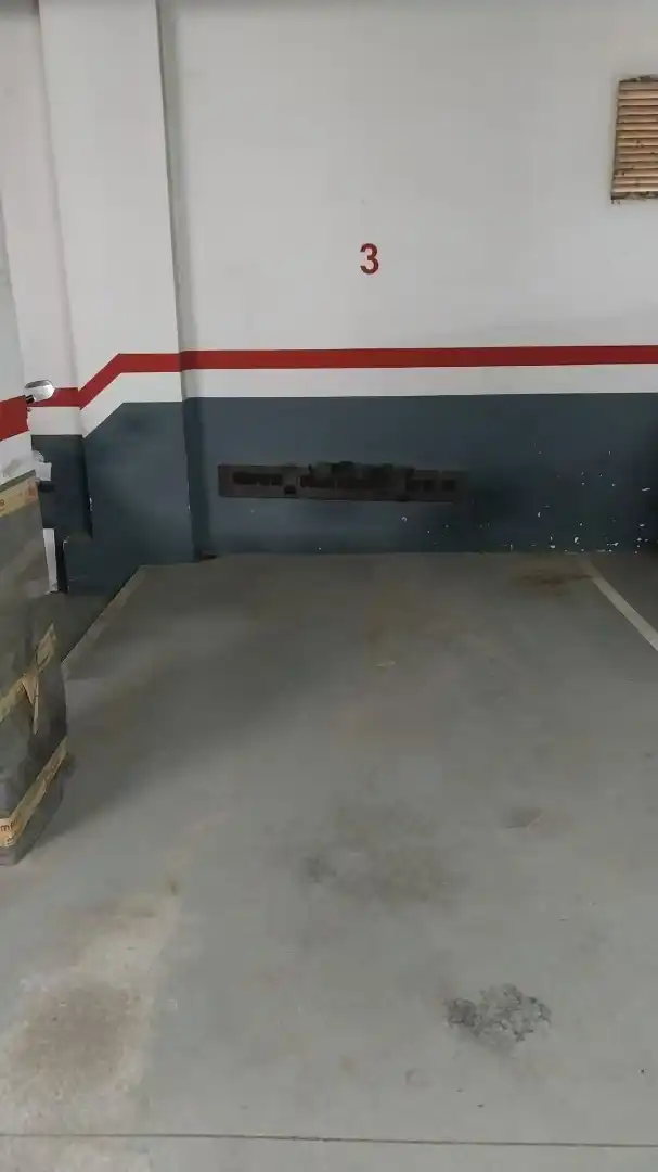 Einzelparkplatz mit Aufzug zum Verkauf in Carrer del Doctor Vila 21