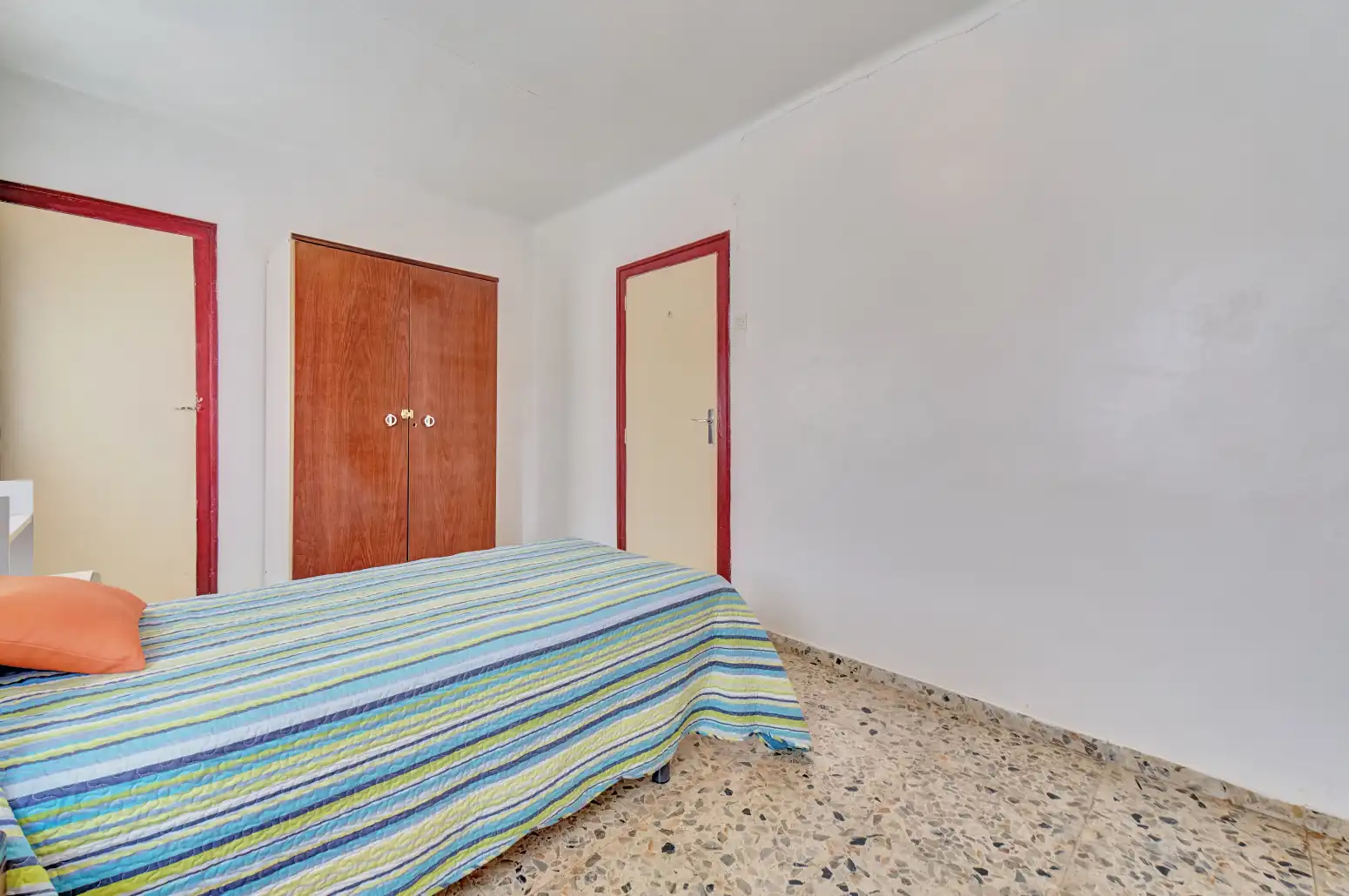 Habitación de Casa adosada en venta en Arguedas con Calefacción, Jardín privado y Terraza