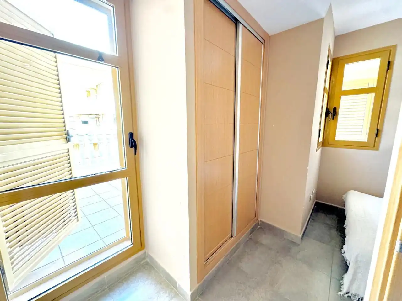 Apartment mit Aufzug zum Verkauf in Golf Bahía, imagen 4