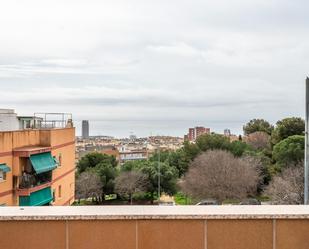 Exterior view of Single-family semi-detached for sale in Mataró  with Heating, Terrace and Alarm