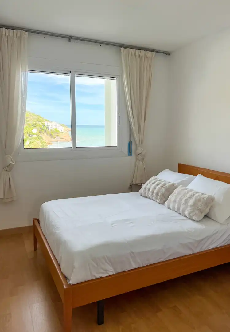 Dormitori de Pis en venda en Sitges amb Aire condicionat, Calefacció i Jardí privat