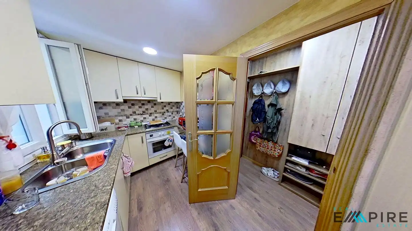 Kitchen of Flat for sale in Carabanchel