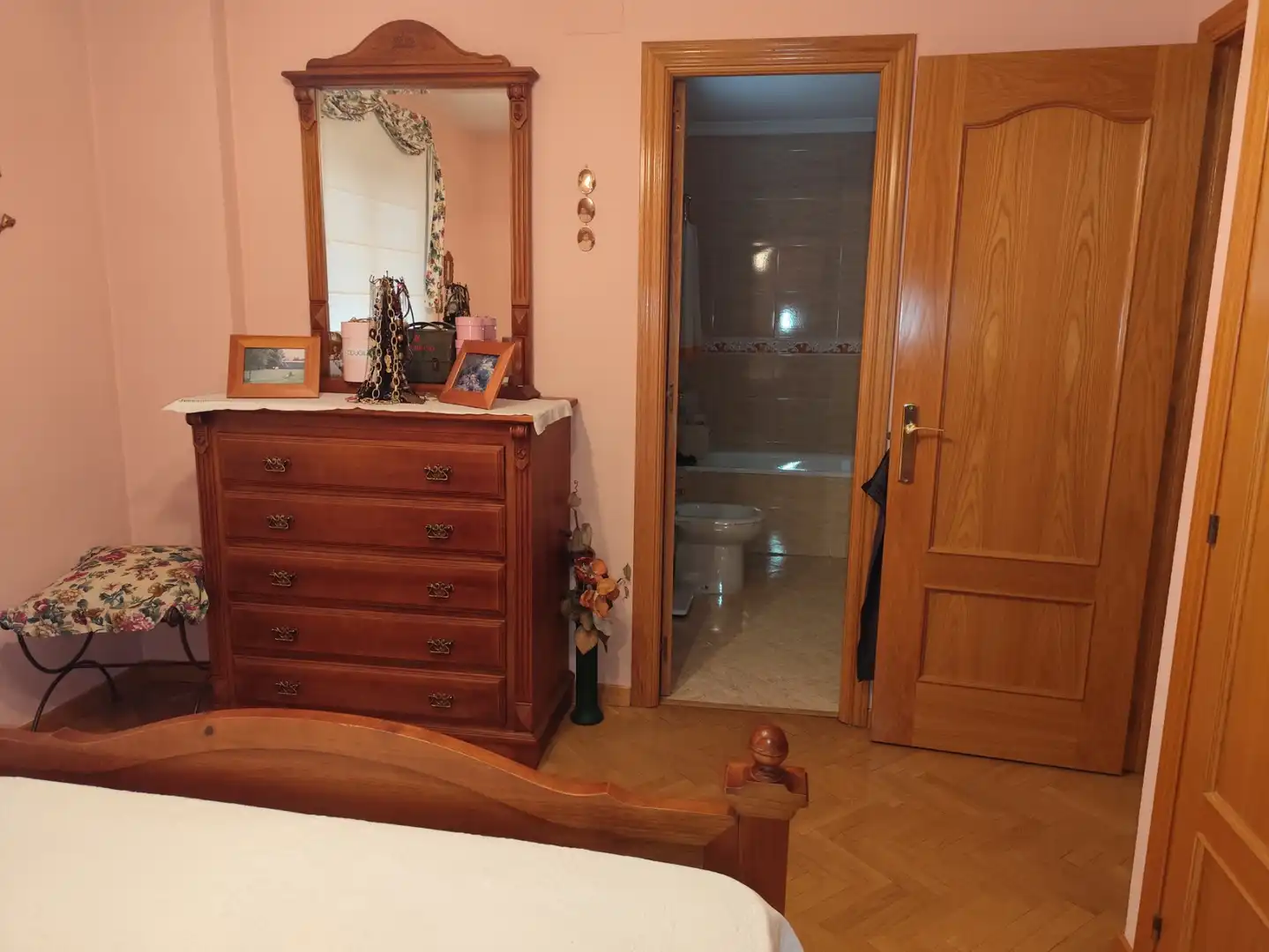 Bedroom of Detached homes for sale in Móstoles  with Heating, Private garden and Parquet flooring