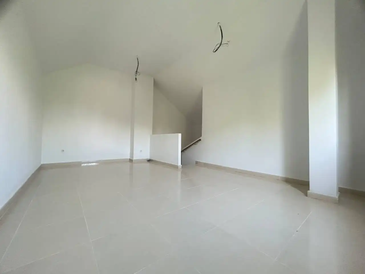 Detached homes for sale in Camarenilla  with Heating, Private garden and Alarm
