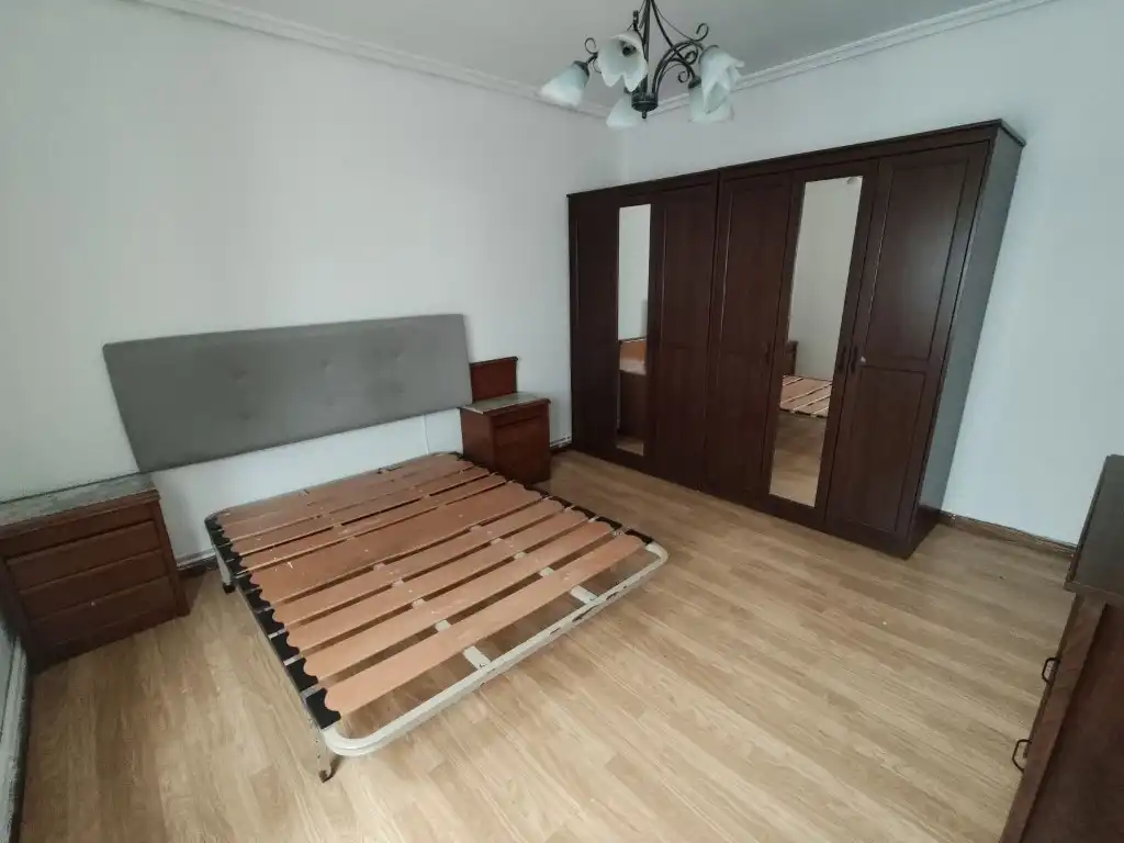 Habitación de Piso en venta en Avilés