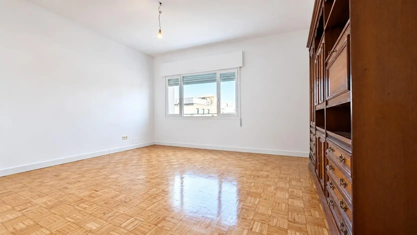 Flat with lift to rent in Calle VALENCIA