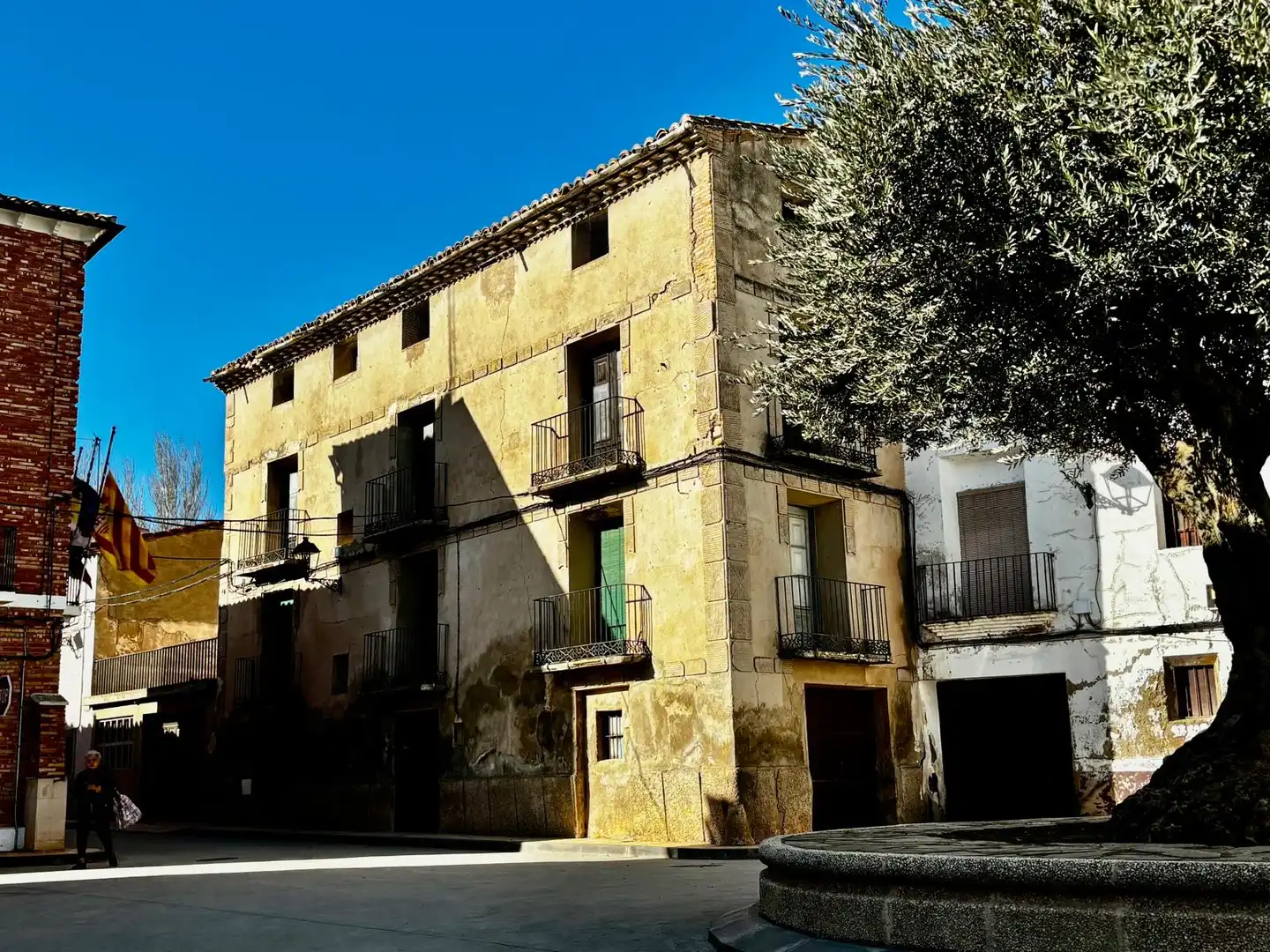 Vista exterior de Casa o xalet en venda en Agón amb Terrassa i Traster