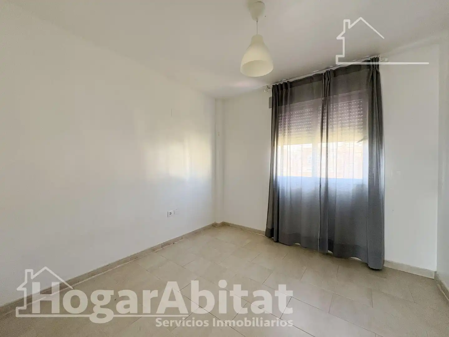 Dormitori de Àtic en venda en Vilallonga / Villalonga amb Terrassa, Balcó i Piscina comunitària