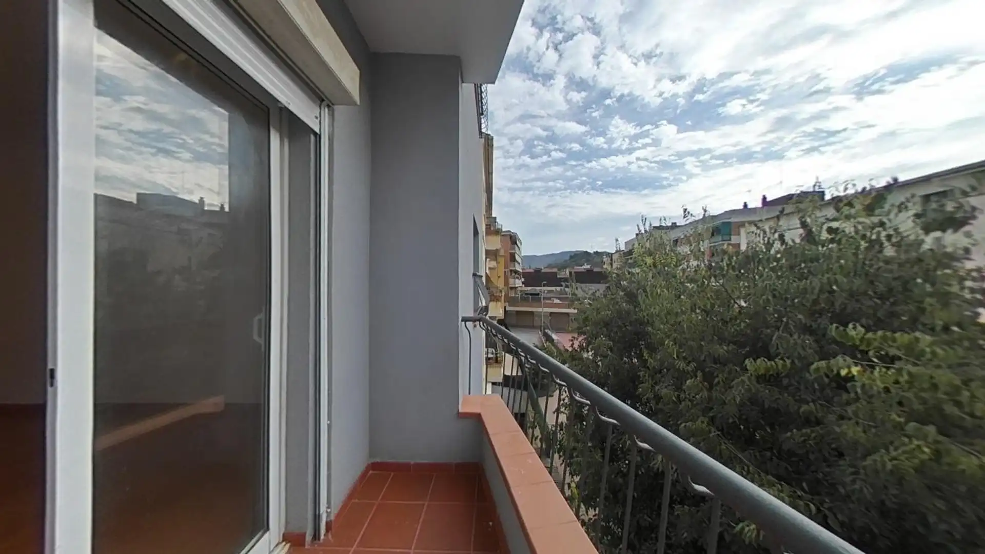 Terraza de Piso en venta en Montcada i Reixac con Balcón