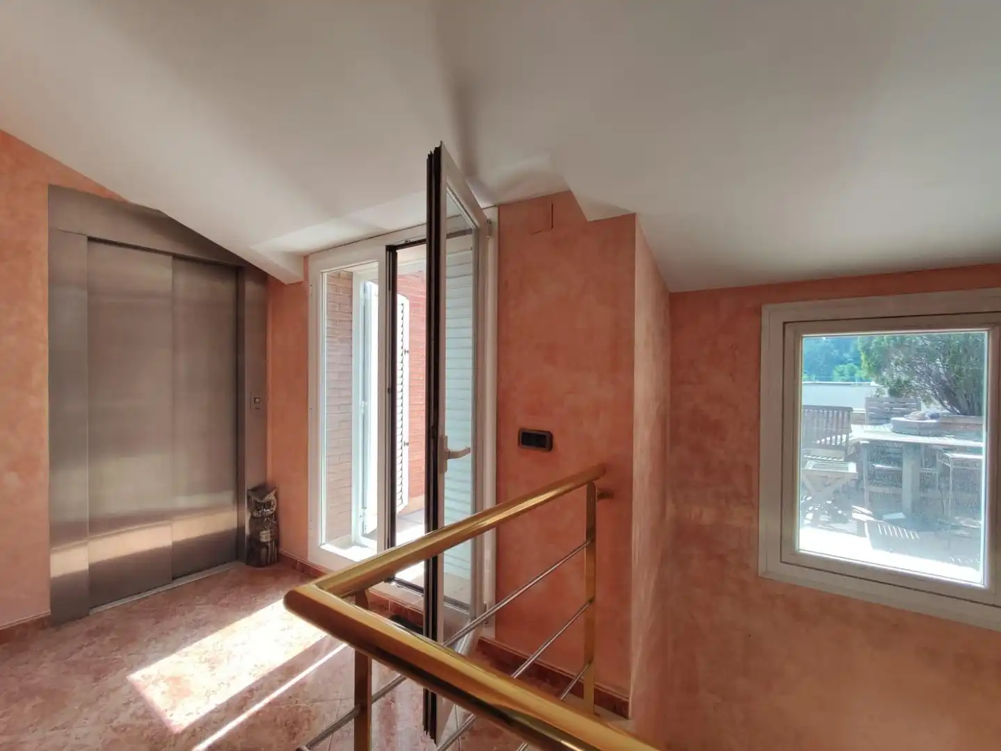 Dúplex de alquiler en Manresa con Calefacción, Terraza y Trastero