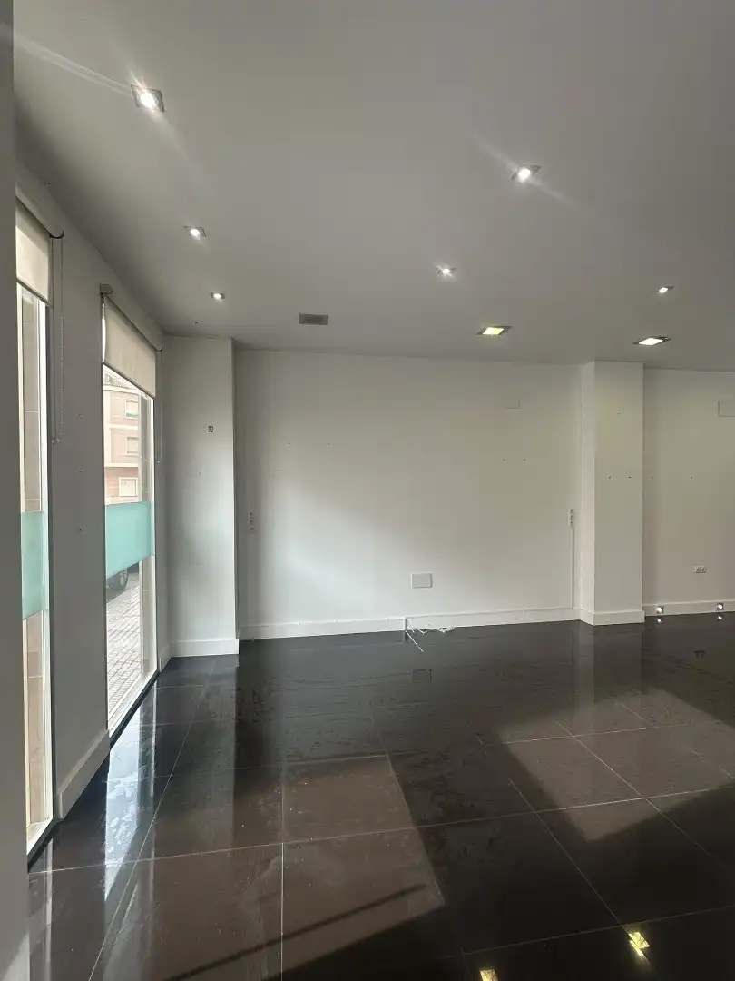 Local comercial de lloguer a Calle Pintor Sorolla 36C, imagen 8