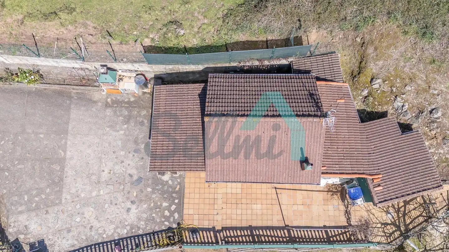 Casa o xalet en venda en Oviedo  amb Jardí privat, Terrassa i Traster