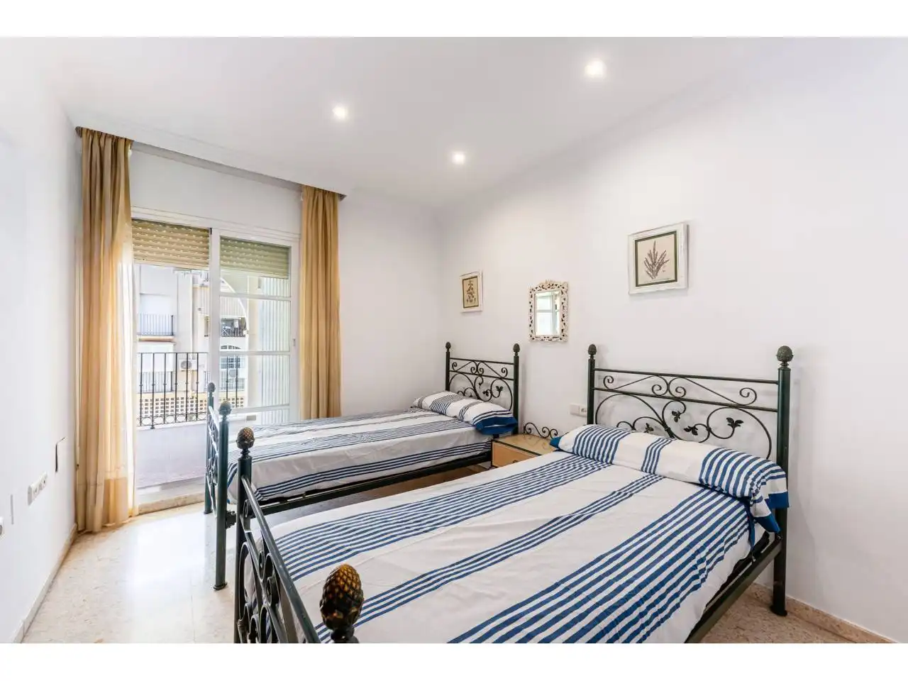 Piso con piscina en venta en Torre del Mar, imagen 19