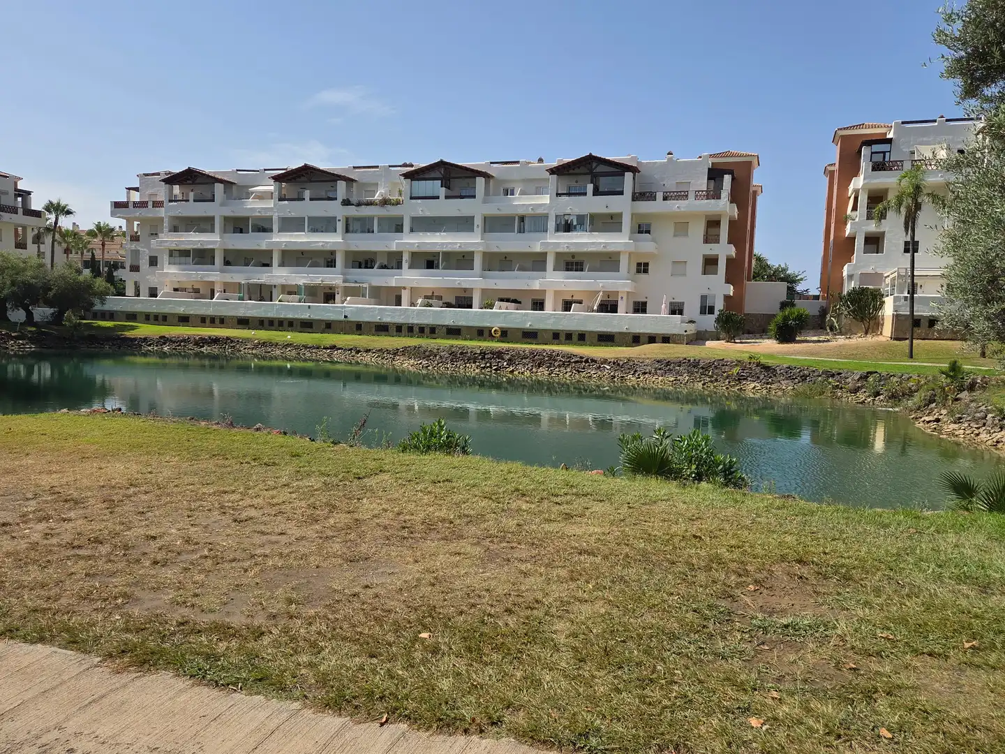 Außenansicht von Wohnung zur Miete in Benalmádena mit Klimaanlage, Terrasse und Möbliert