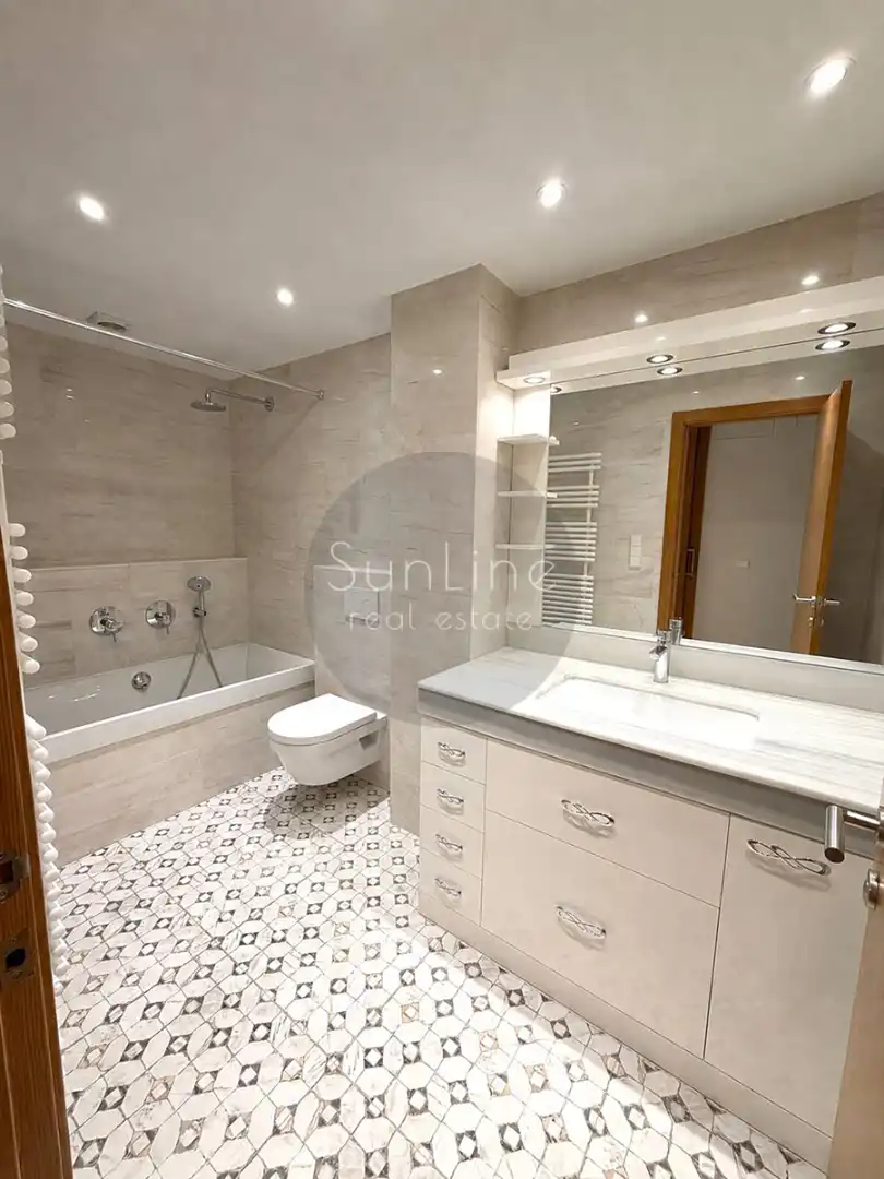 Bathroom of Duplexes for sale in Massamagrell  with Air Conditioner, Private garden and Terrace