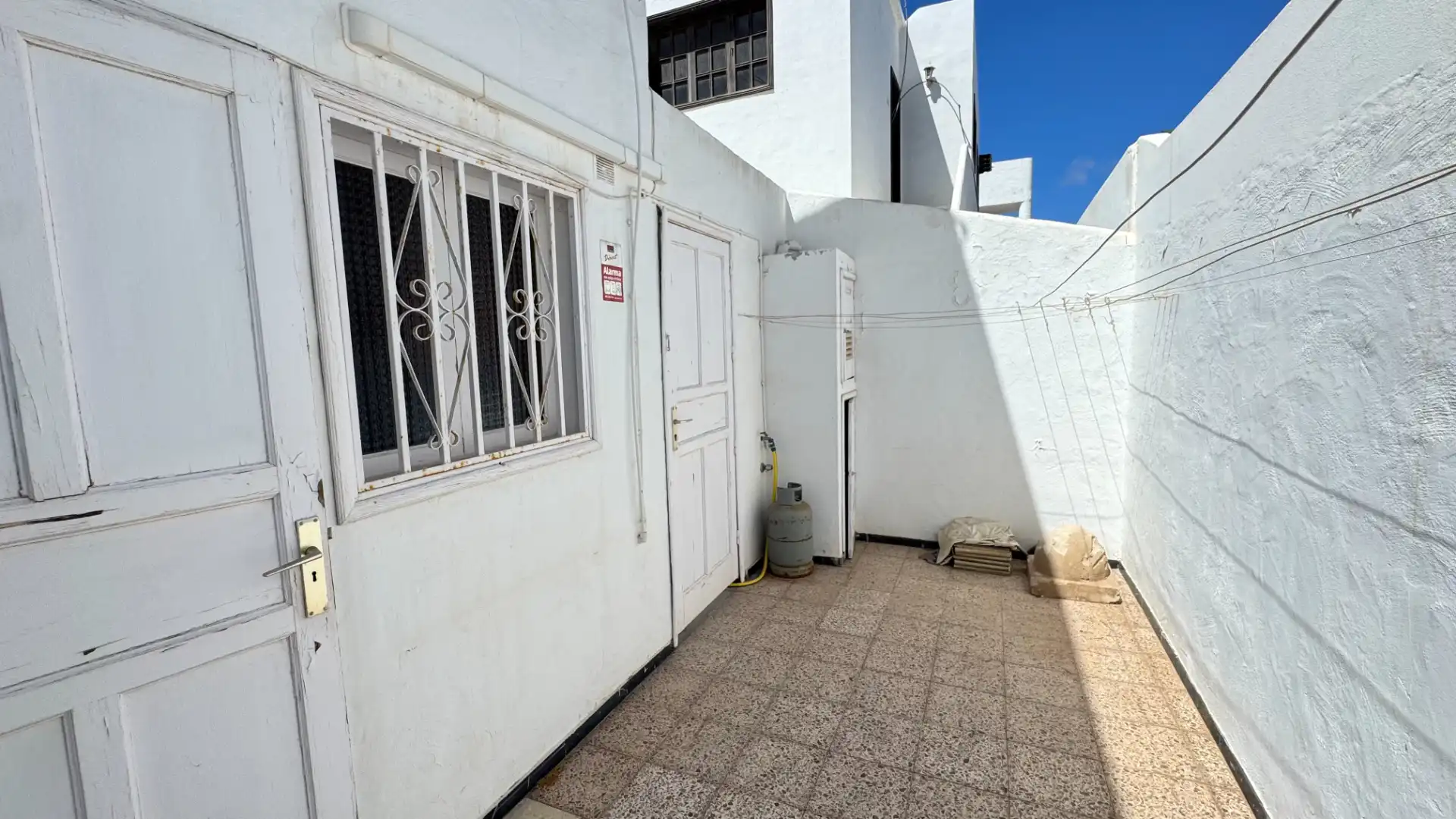 Vista exterior de Casa adosada en venta en Tías con Jardín privado, Terraza y Balcón